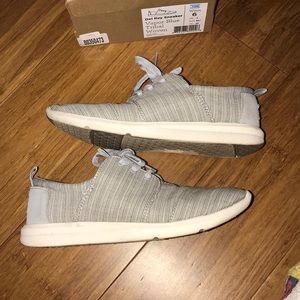 Vapor blue tribal woven toms